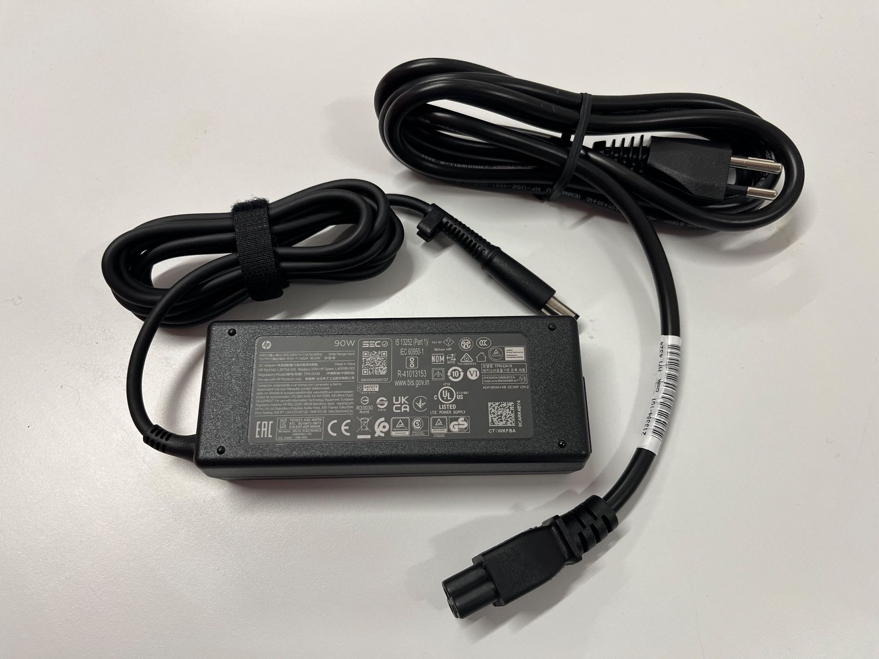 Hewlett Packard Caricabatterie: HP Netzteil 90W ( neu ) – Nuovo (secondo la descrizione) da Buchs ZH venduto da rc-indoorbahn