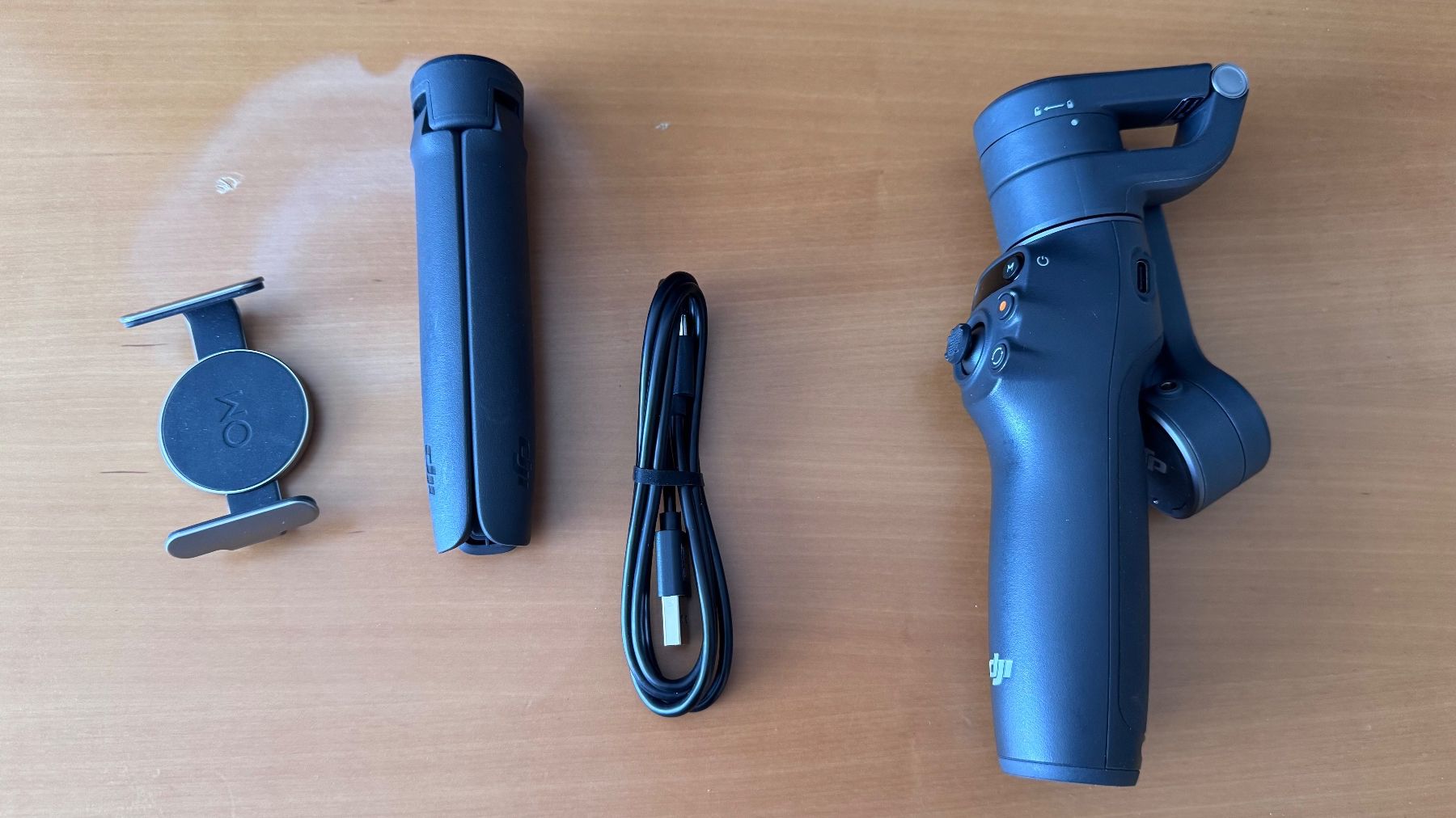 DJI Treppiedi & Teste: DJI Osmo Mobile 6 Gimbal Stabilisator – Nuovo (secondo la descrizione) da Wolfhausen venduto da ResalePoint 2