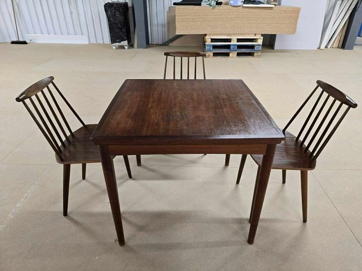 Tavoli: Table Danoise  Mid Century – Usato da Meyrin venduto da cri_r2d9 1