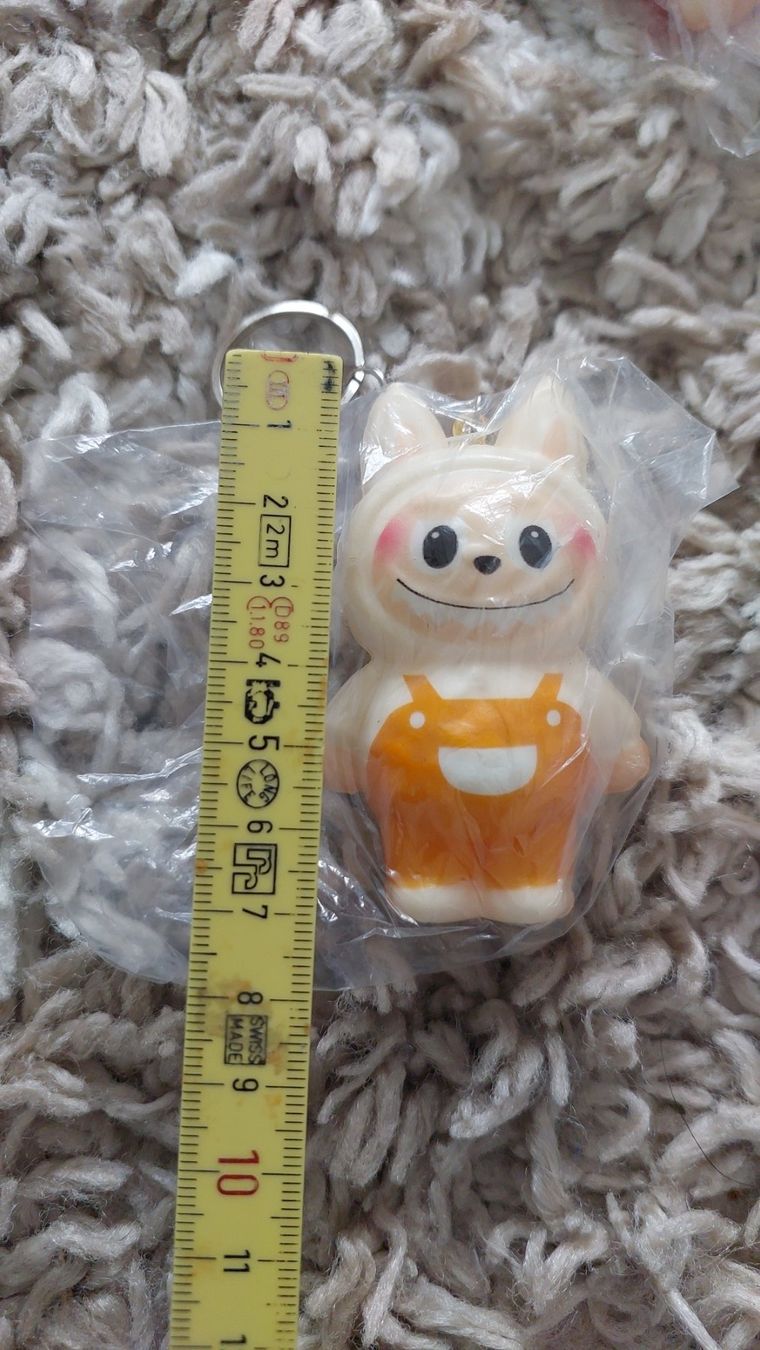 Rimorchi: Niedliche Labubu Squishy Anhänger – Nuovo e nell'imballaggio originale da Hittnau venduto da Razorback_1971 3