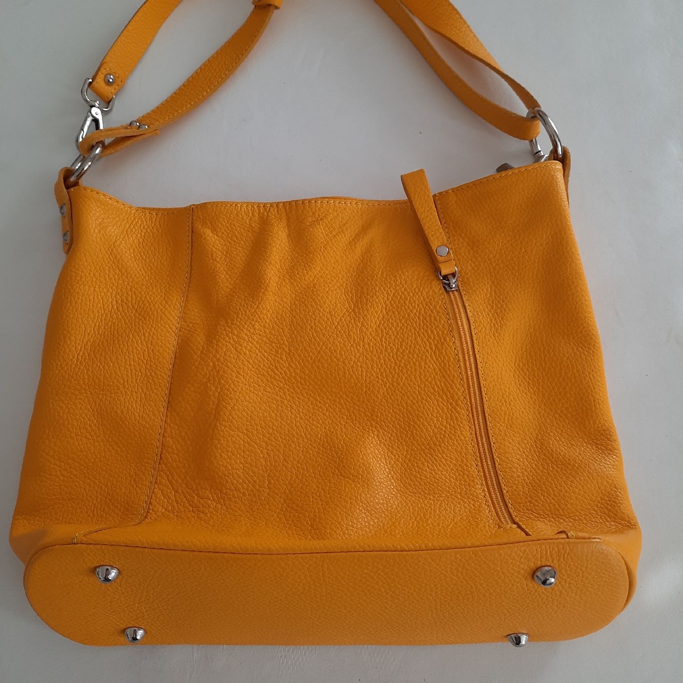 Borse da donna: Echteleder Umhänge Tasche NEU. gelb.Top. – Nuovo e nell'imballaggio originale da olten venduto da Laterne50 2
