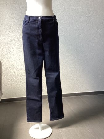 Sehr schöne Stretch Brax Jeanshose Gr. 46 d.blau