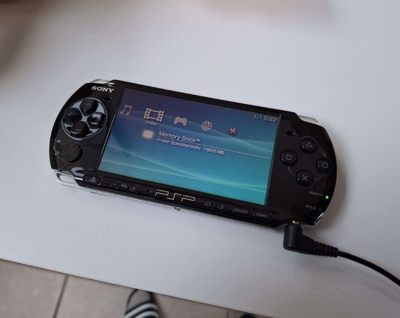Sony Console: PSP Slim mit div. Spielen – Usato da Ammerswil AG venduto da ThisIsAnfield
