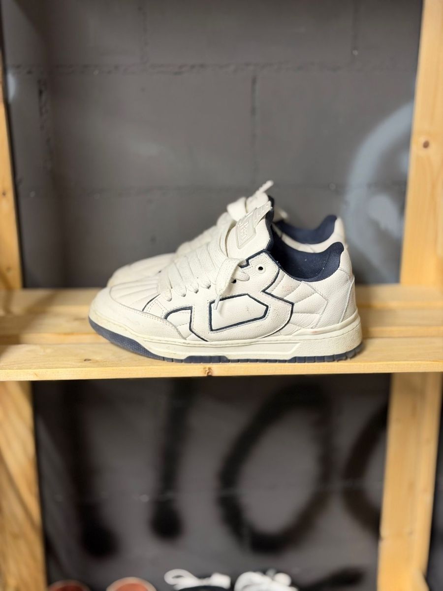 Scarpe da uomo: Peso Turnschuhe gr 41 – Usato da Lufingen venduto da FilipaPCD 1