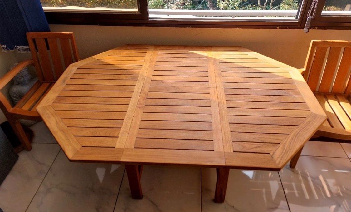 Tables: Gartentisch, Teakholz – D'occasion à Erlenbach ZH par montecristo2