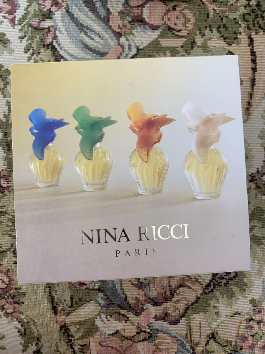 Nina Ricci Profumi & Eau de Toilette: Coffret miniatures Nina Ricci – Nuovo (secondo la descrizione) da Prangins venduto da val_2c72