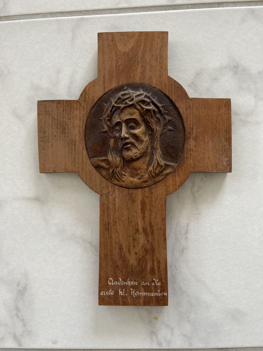 Skulpturen & Statuen: Holzkreuz – Gebraucht aus Uffikon von Frosch1506