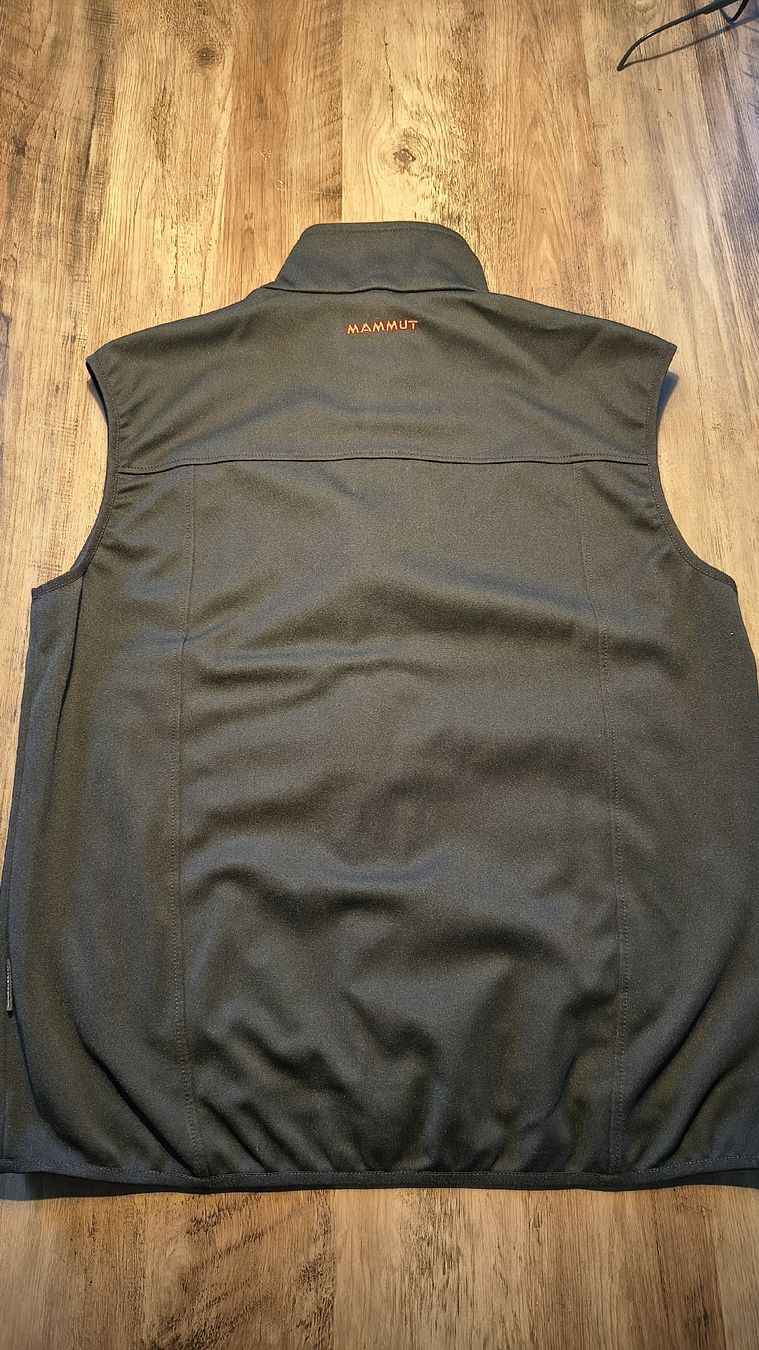 Mammut Gilets: Windstopper Weste Mammut XL – D'occasion à Langenthal par Chrixi77