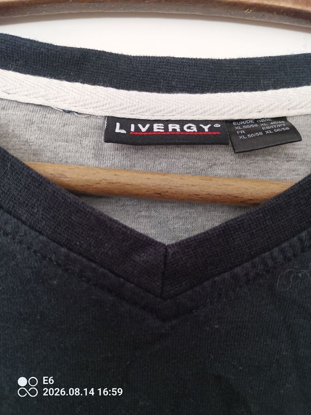 Maglioni & Felpe: Schwarzes Langarmshirt – Usato da Zürich venduto da Mitzi6 2