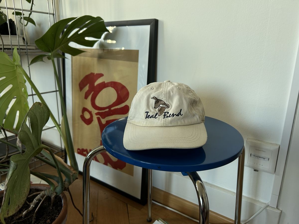 Chapeaux, bonnets & casquettes: Vintage Cap “Teal Bend” – D'occasion à Liebefeld par langsamimkopf