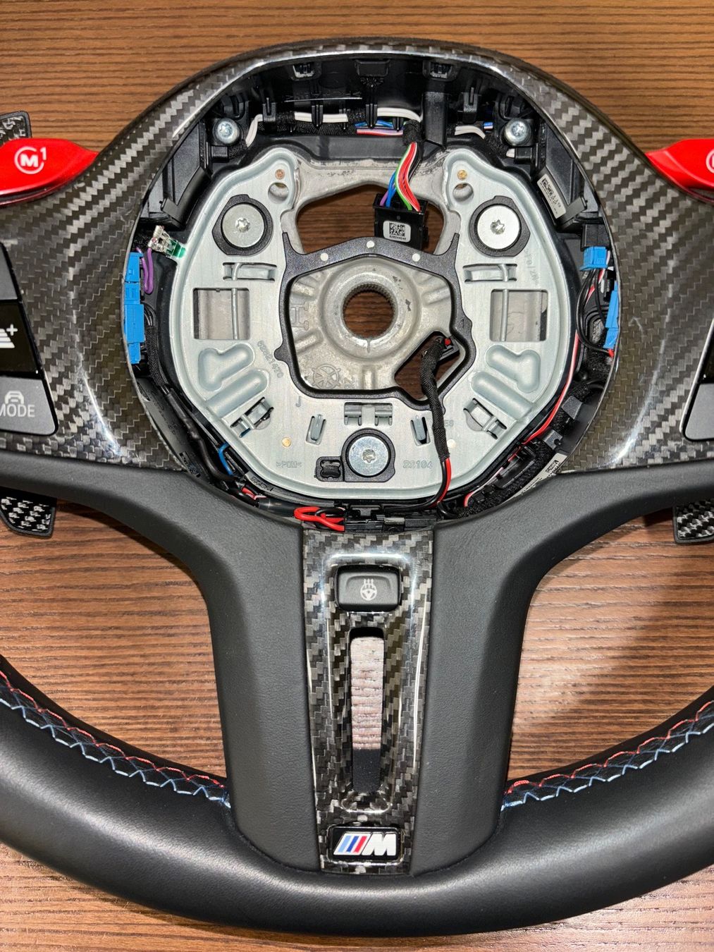 BMW Tutti pezzi di ricambio auto: BMW M-Lenkrad Performance Carbon/Alcantara – Usato da Münchwilen TG venduto da Rick980 3