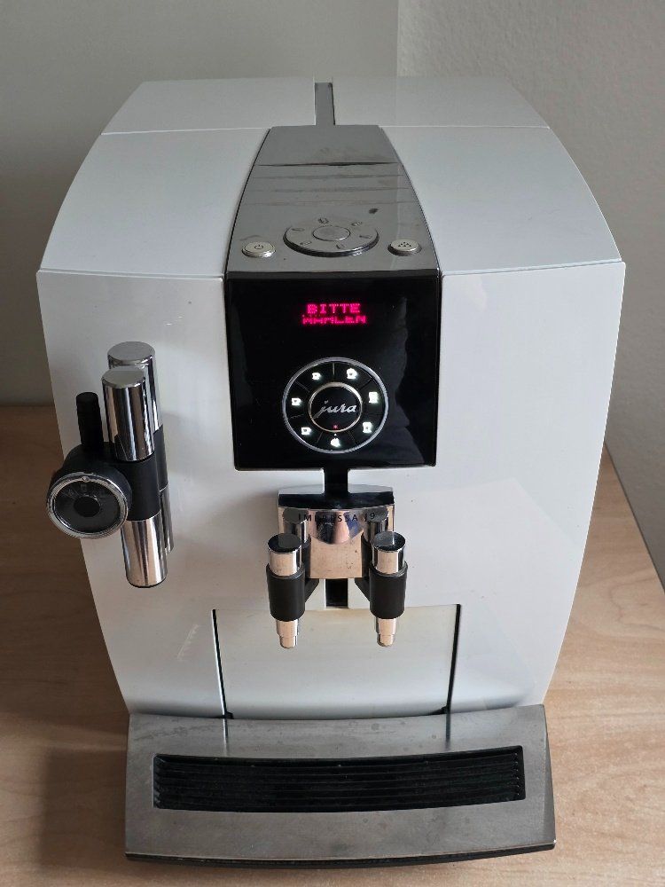 Jura Macchine per caffè & Macchine per espresso: Jura Impressa J 9.2 One Touch – Usato da Zürich venduto da mimi_zh 1