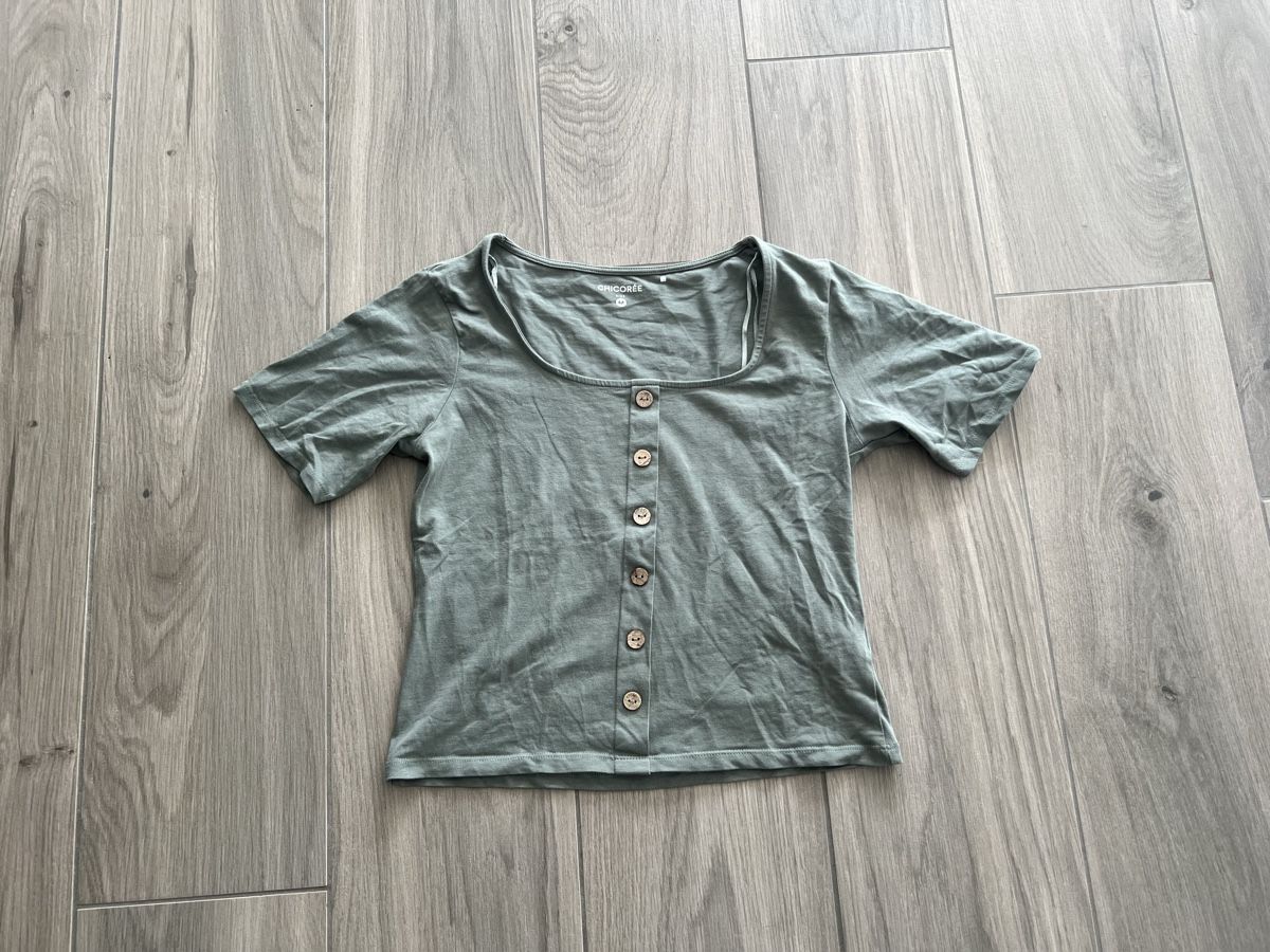 C&A T-shirts: T Shirt Grösse M – D'occasion à Niederhelfenschwil par tab_xlc7
