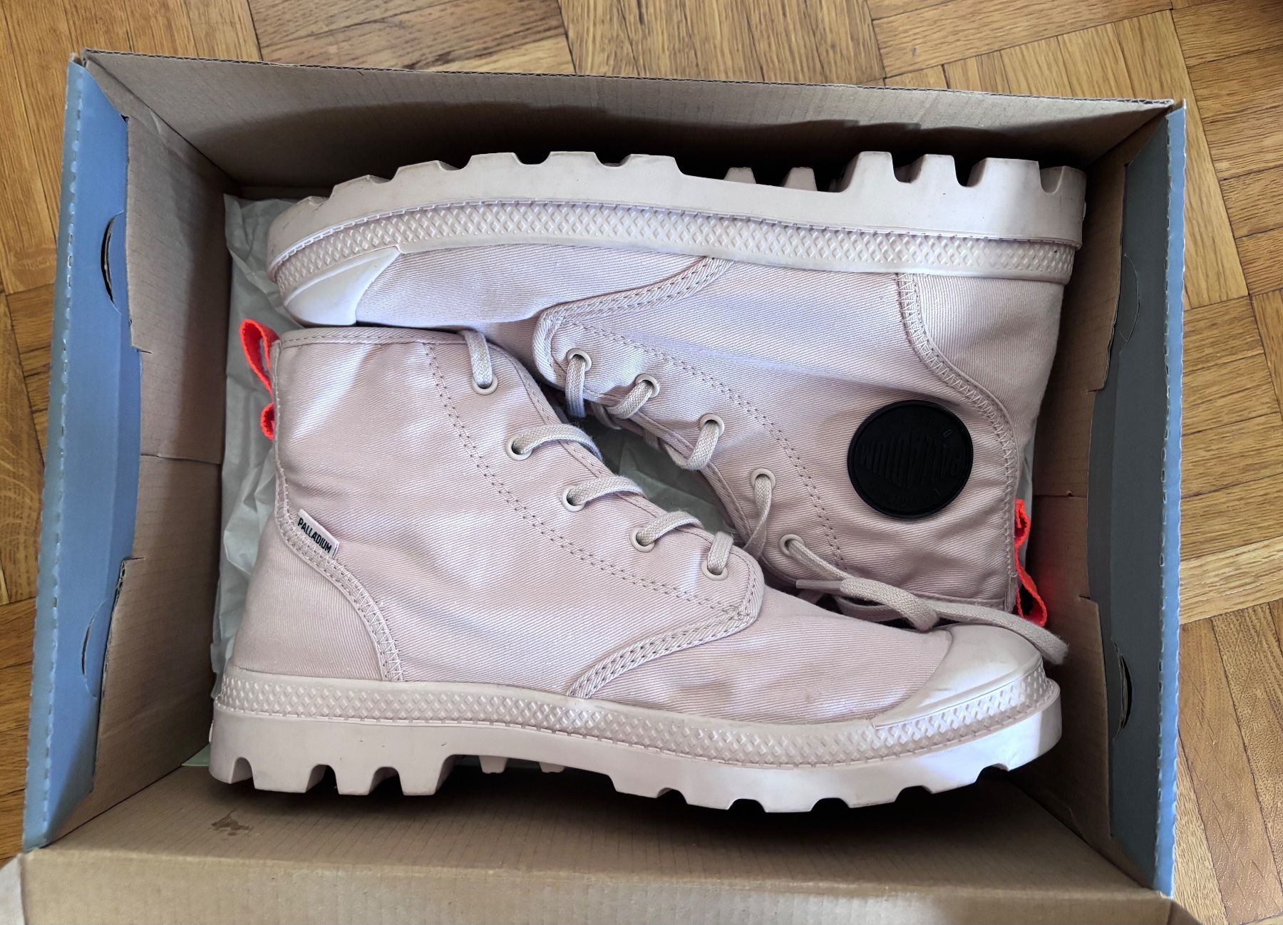 Palladium Scarpe da donna: Palladium Boots 41 pastellrosa  => Ab 15.- – Usato da Basel venduto da Seele7