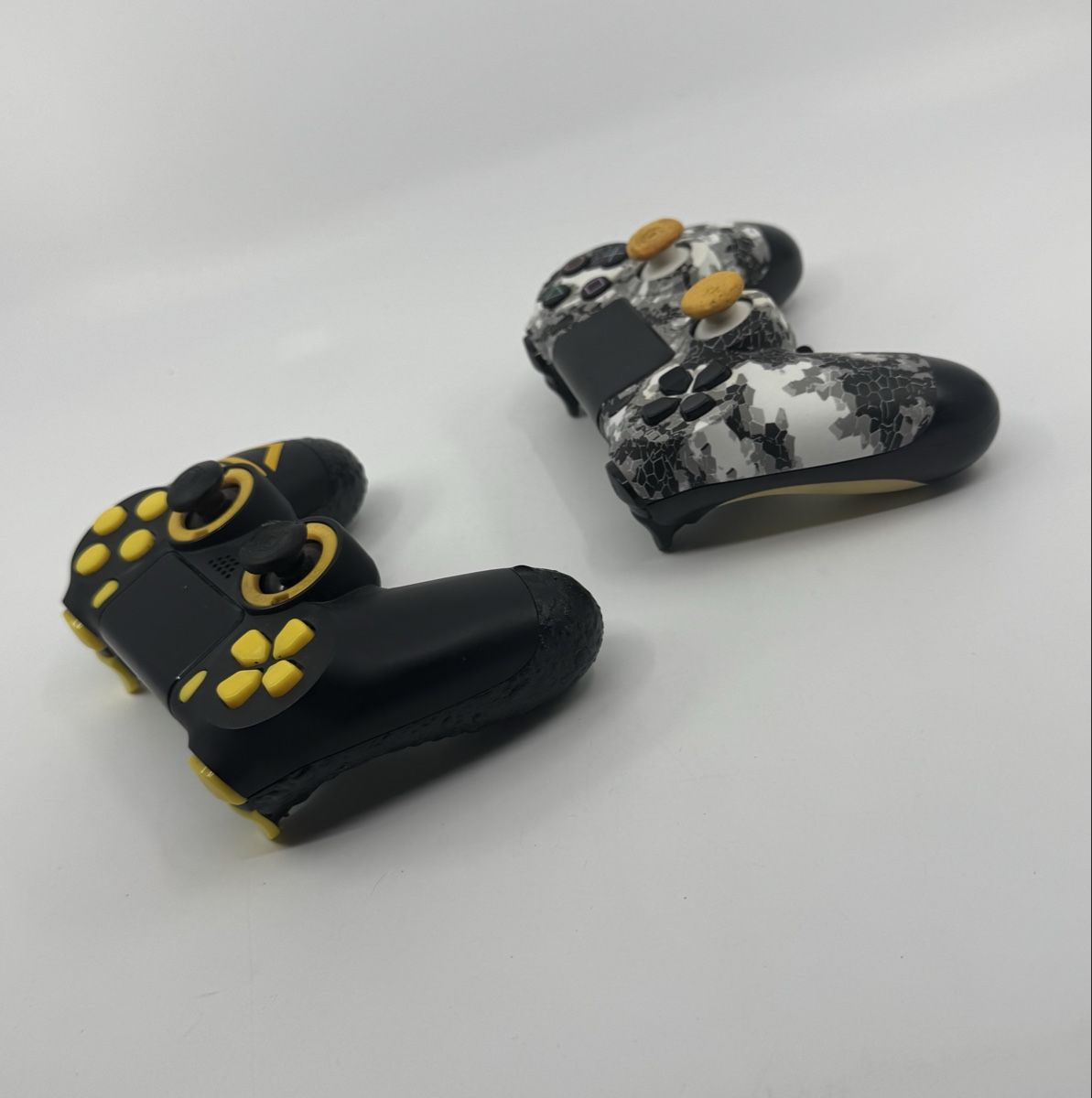 Controller: 2 Playstation 4 Scuf Controller gebraucht – Gebraucht aus Herisau von Seyashop1 4