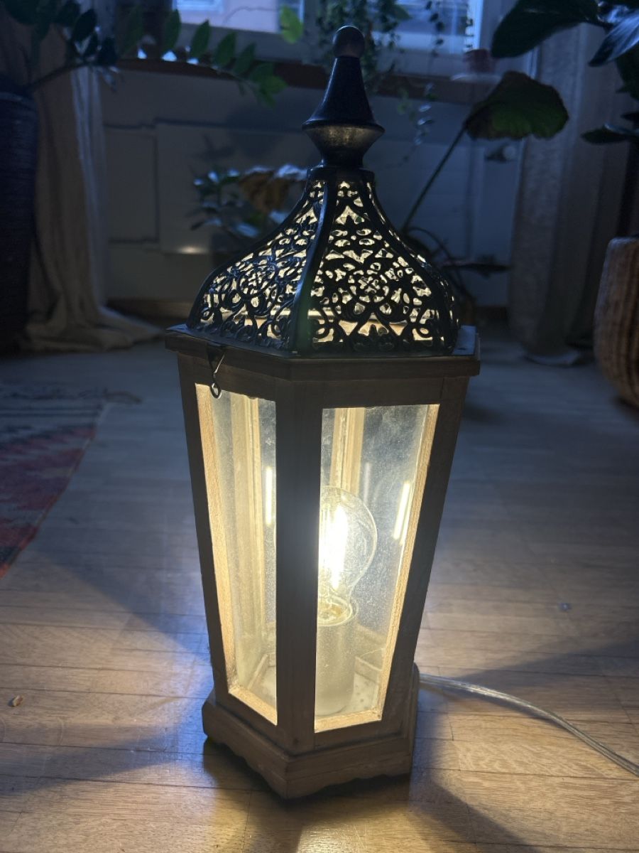 Pfister Lampade: Nachttischlampe, Lampe, Tischlampe – Usato da Baden venduto da ste_h2z5
