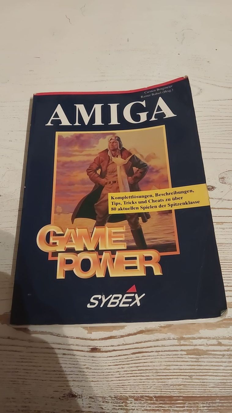 Libri: Amiga Game Power – Usato da Henggart venduto da Jan073