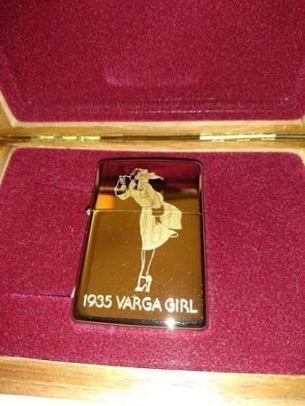 Zippo Accendini: Zippo / Varga Look / 1995 / – Nuovo e nell'imballaggio originale da Cortaillod venduto da signep 4