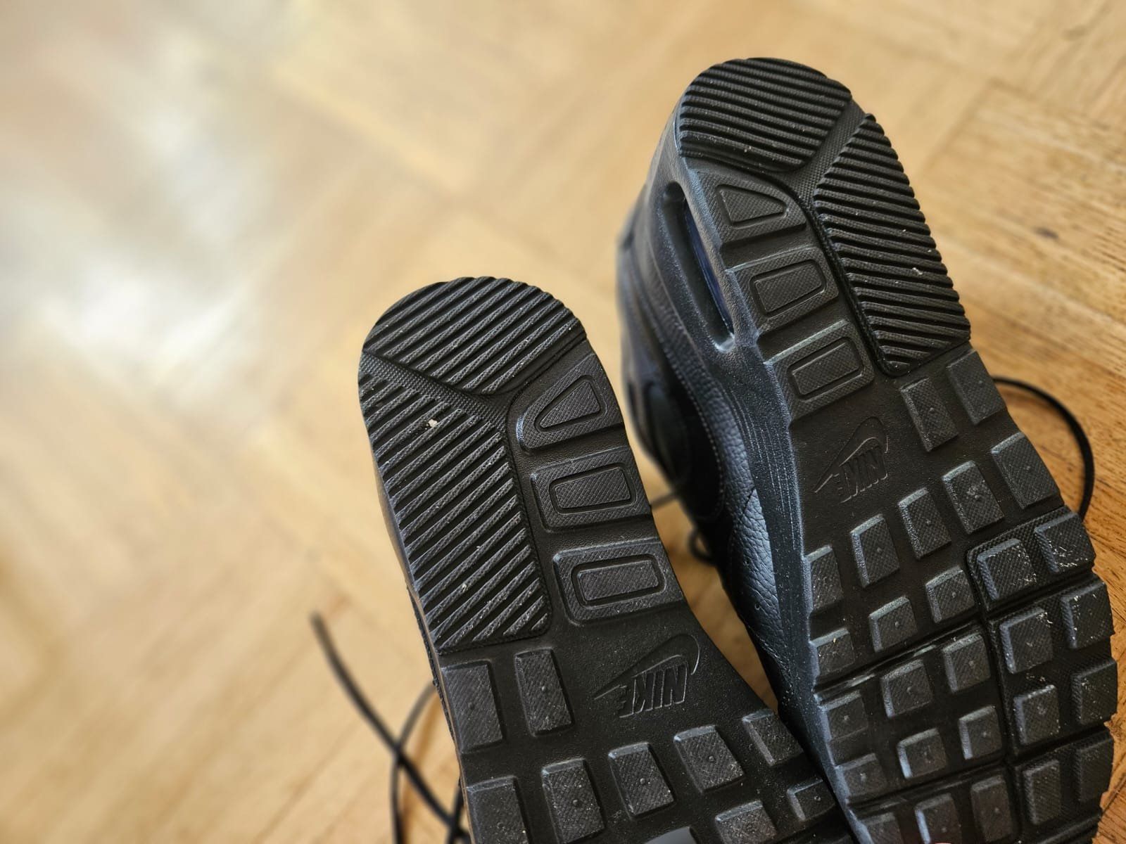 Nike Scarpe da uomo: Herrenschuhe Nike – Nuovo (secondo la descrizione) da Zollikofen venduto da cherics 3