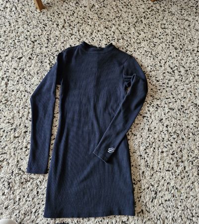 Superdry Kleid Gr. M dunkelblau neuwertig