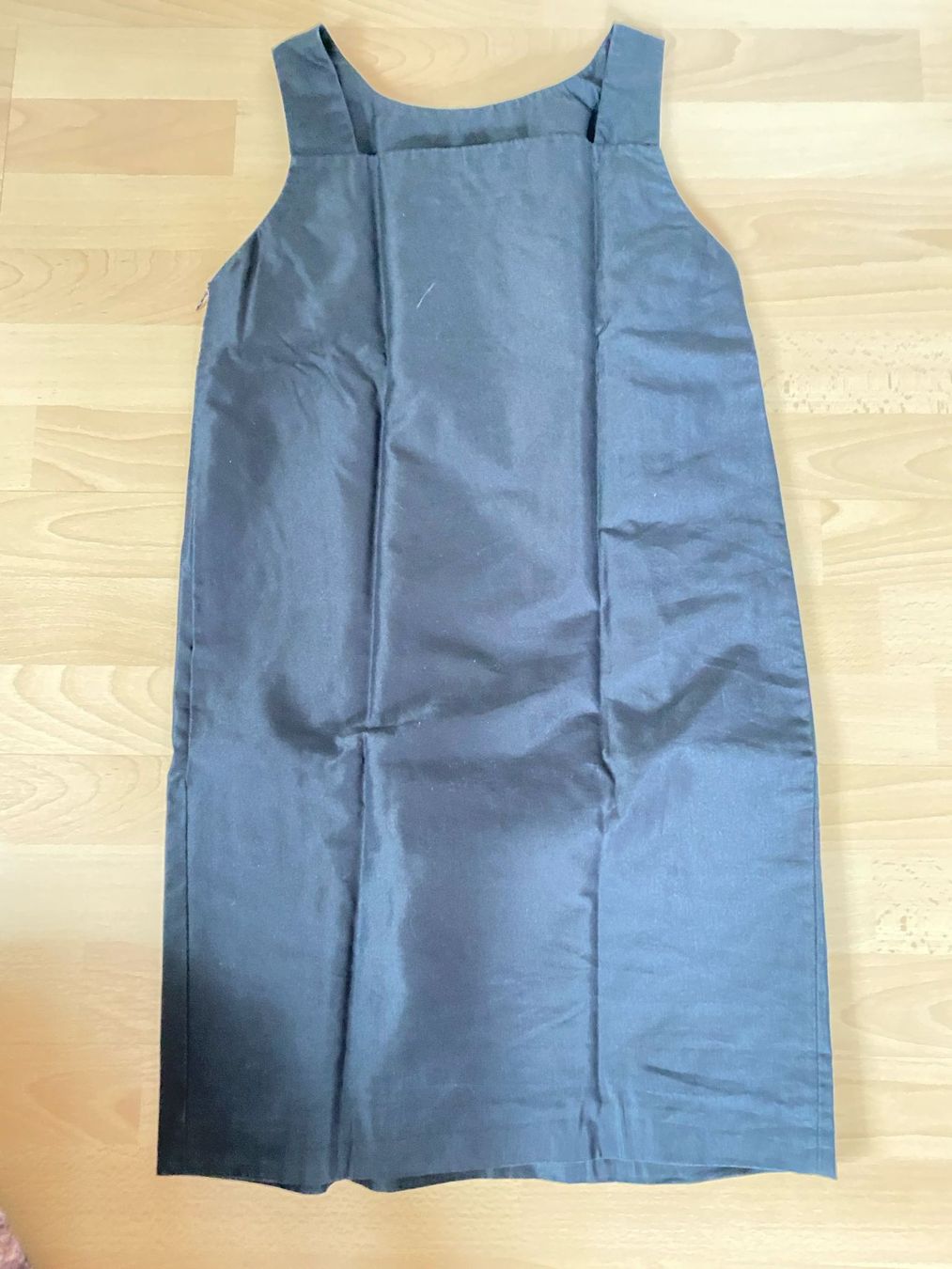 Vestiti: Schwarzes Bally Kleid Gr. 36 Elegant – Nuovo (secondo la descrizione) da Rothrist venduto da lil_tg5m 1