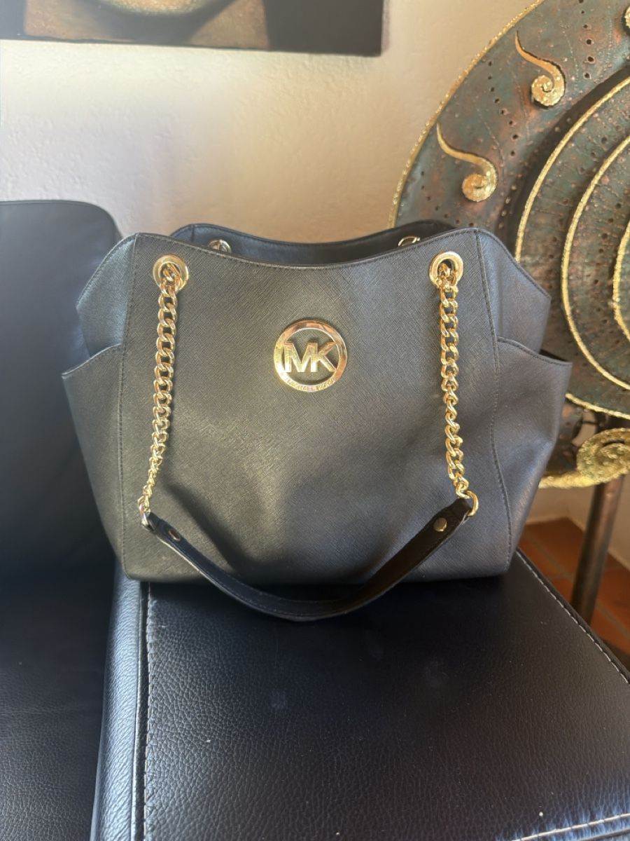 Taschen für Damen: Schicke Michael Kors Handtasche, schwarz, neuwertig! (51) – Neu (gemäss Beschreibung) aus Rüttenen von Kenu01