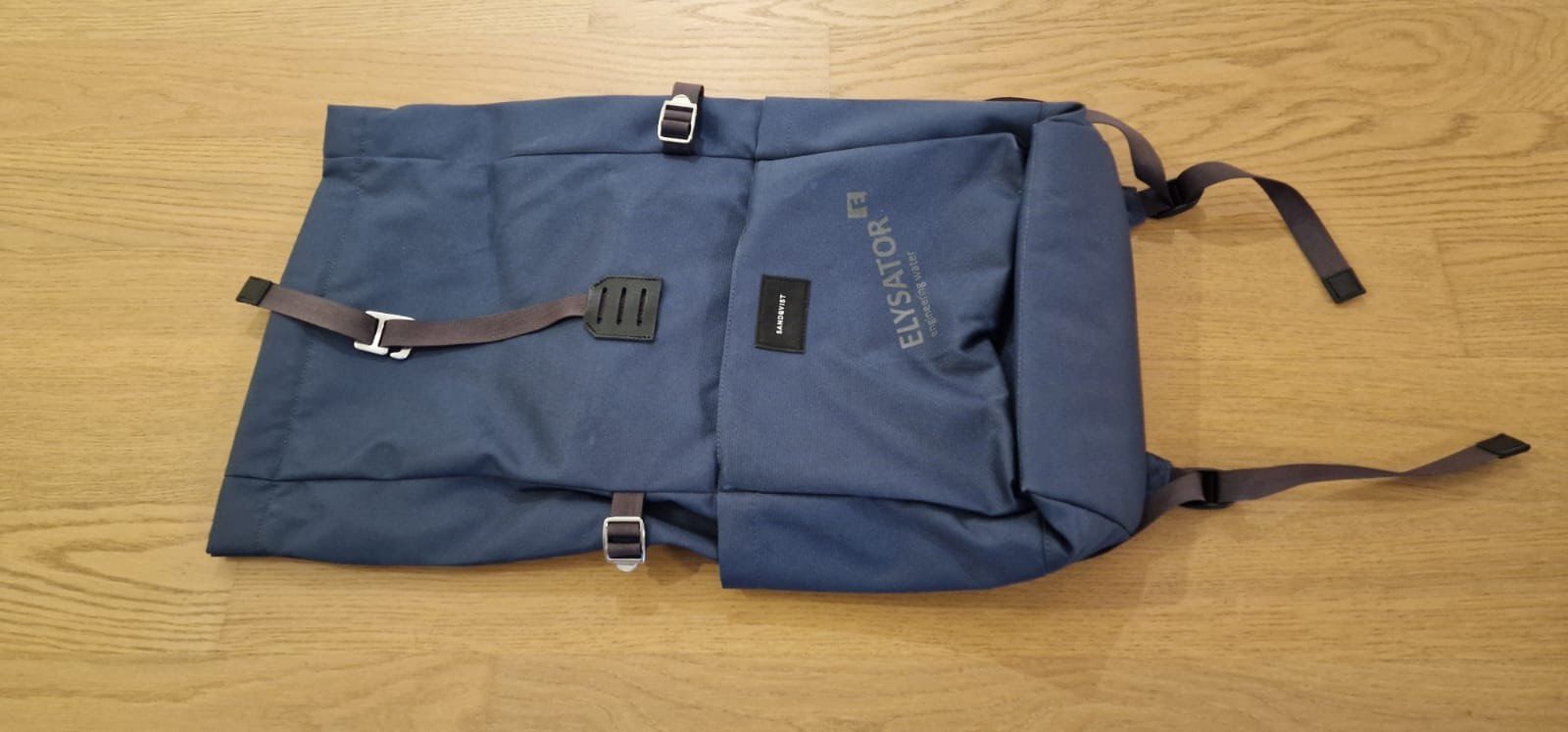 Zaini: SANDQVIST Rucksack ELYSATOR Dunkelblau Rolltop – Nuovo (secondo la descrizione) da Chur venduto da IONTEQ 5