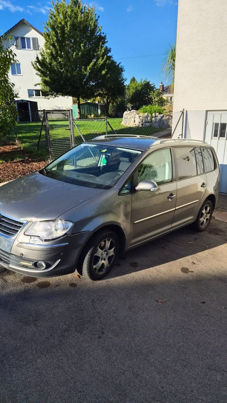 VW Automobili: VW Touran 1.4 TSI – Usato da Amriswil venduto da cbamri84 5