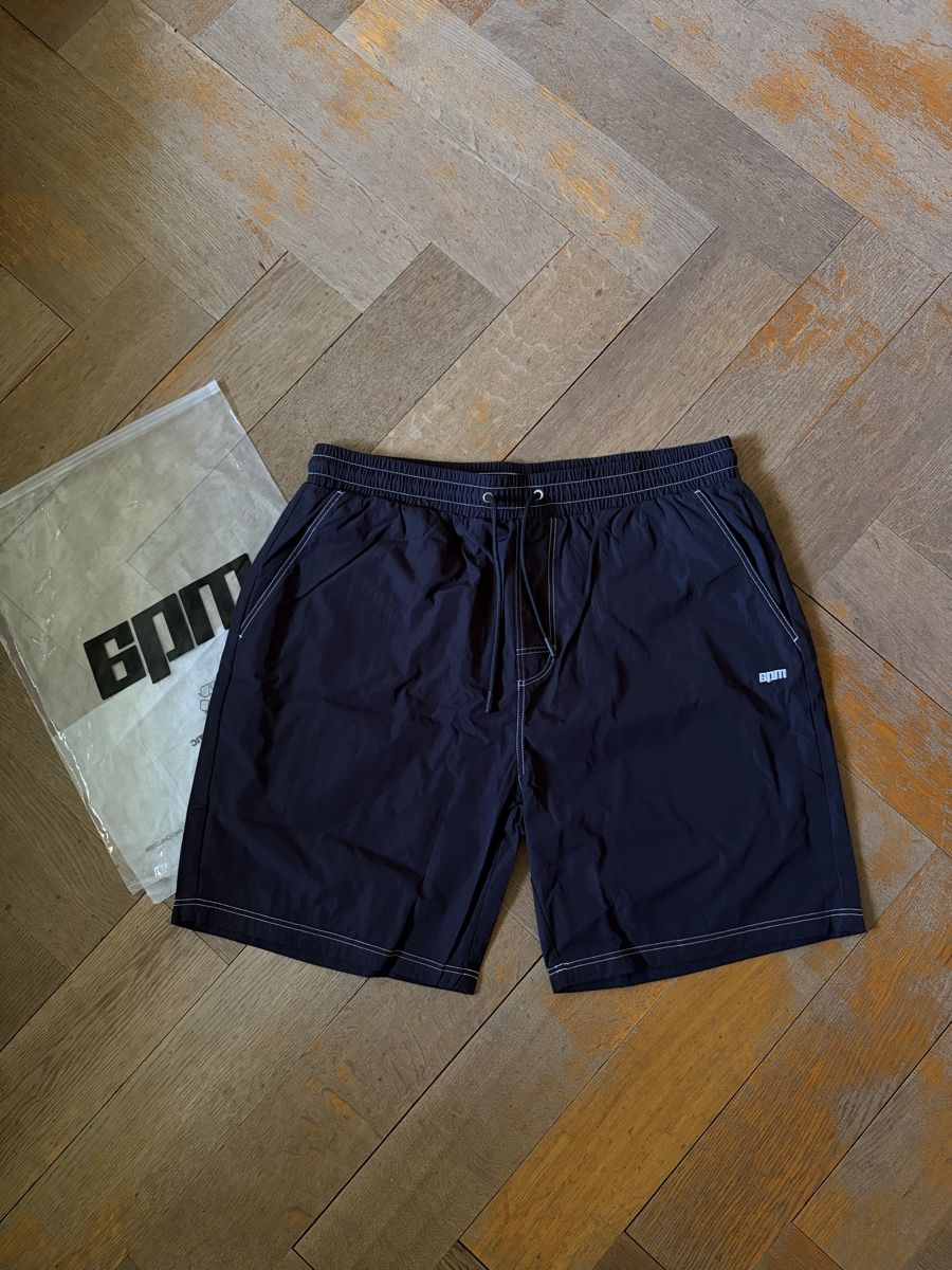 6PM Pantaloni: 6pm swim short L nagelneu – Nuovo e nell'imballaggio originale da Winterthur venduto da raphael.hbg