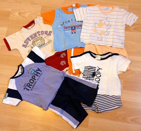 Carton de vêtements-habits d'été pour bébé Taille 68/74