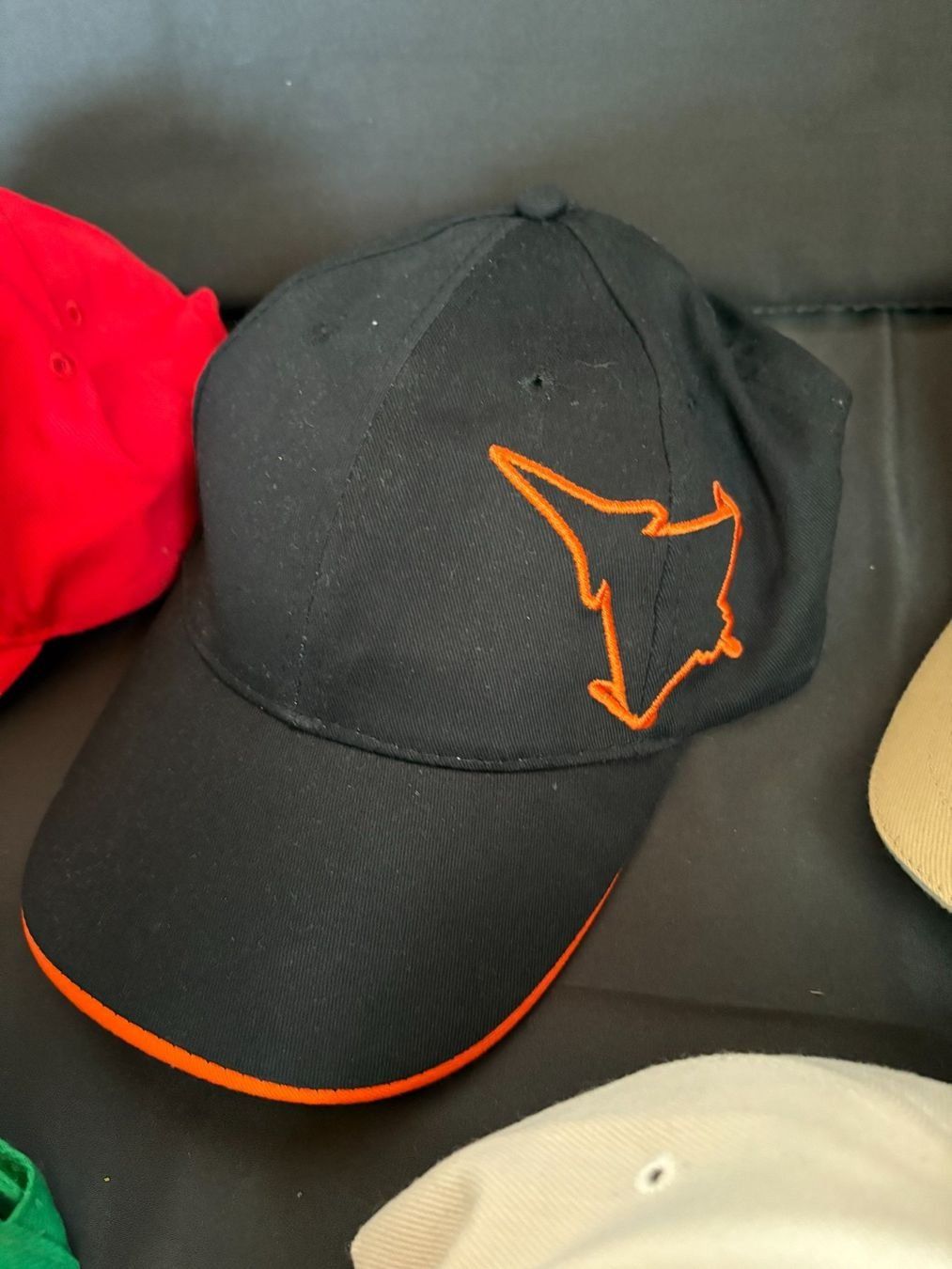 Copricapi, berretti & cappellini: Sammlung mit 9 Caps – Nuovo (secondo la descrizione) da Hagendorn venduto da Pokecollectorch 3