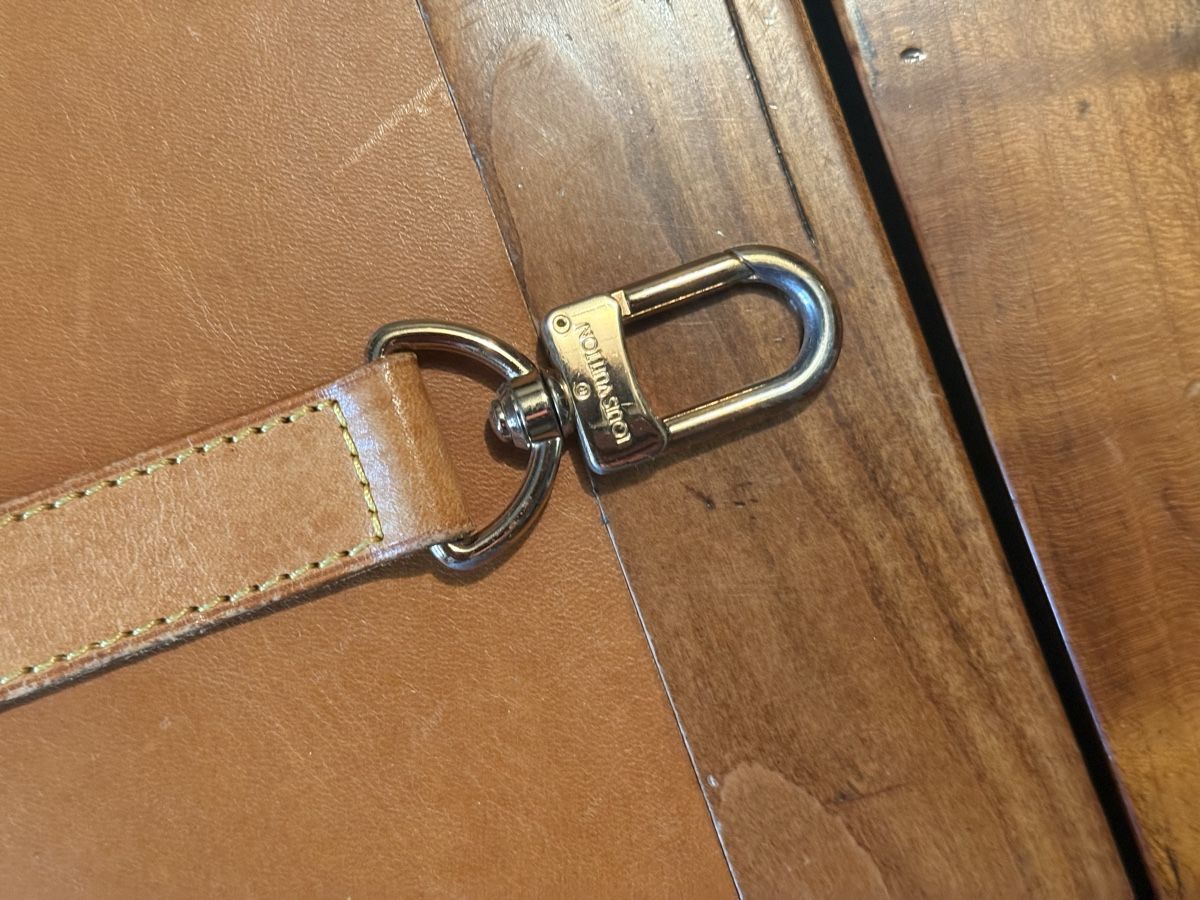 Louis Vuitton Borse: Lanière pour sac Louis Vuitton  – Usato da Sierre venduto da OCNL 4