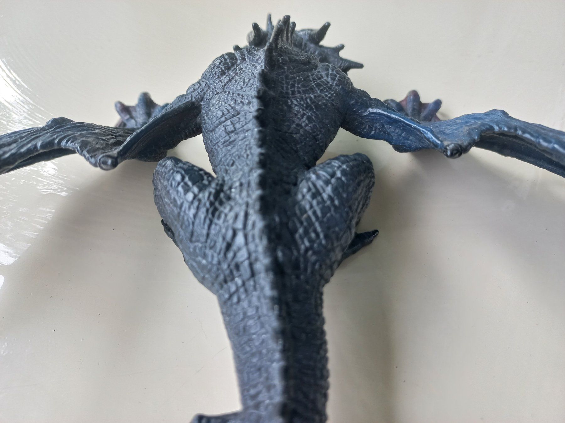 Schleich Figuren: Schleich Eldrador Nachtjäger Drache Model 70559 – Gebraucht aus Zürich von Piteput 7
