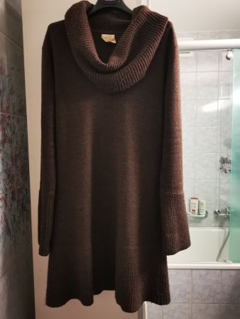Robe pull chaude marron foncé