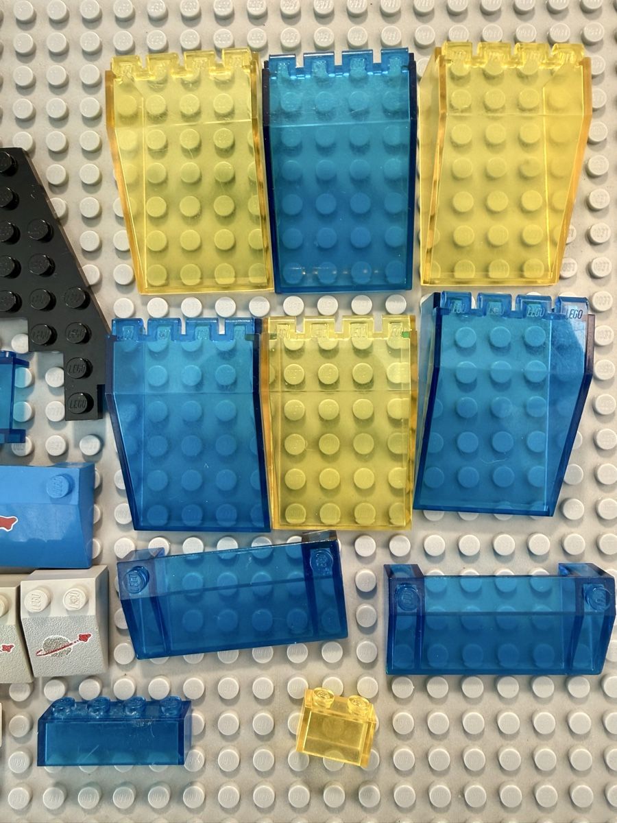 Lego Jeux de construction: Lego Classic Space Raumschiffteile – D'occasion à Bellinzona par CRS-LRT 1