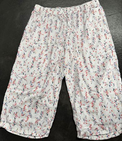 Uniqlo Sommer PyjamaHose, Grösse M, Blumenmuster, Top Zustan