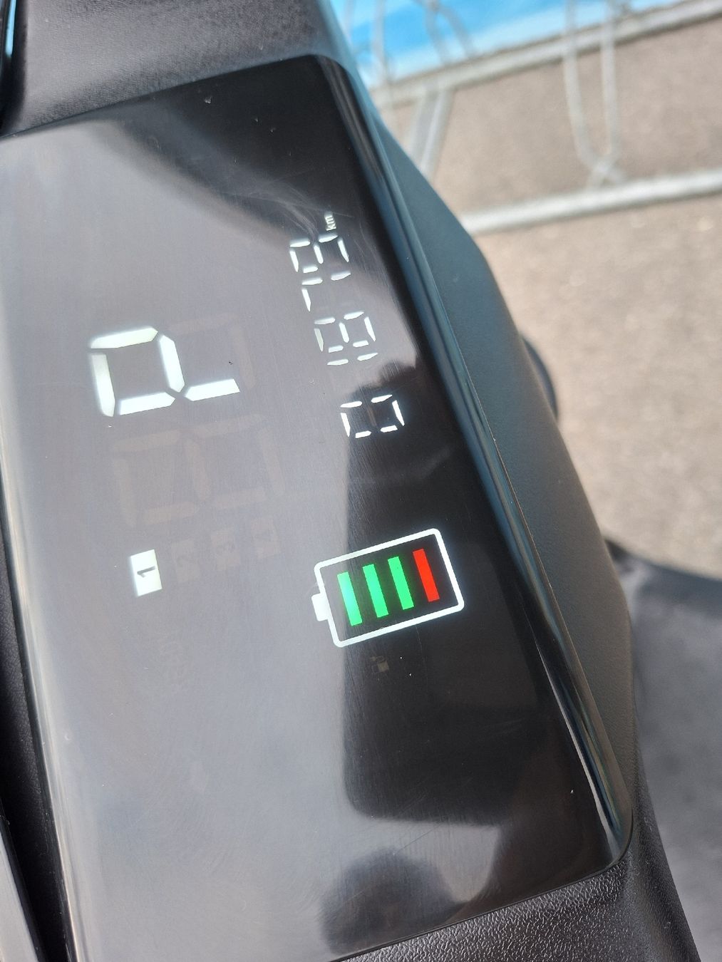 Scooter: Schwarzer Elektroroller, , guter Zustand  – Usato da Ostermundigen venduto da Ismett 2