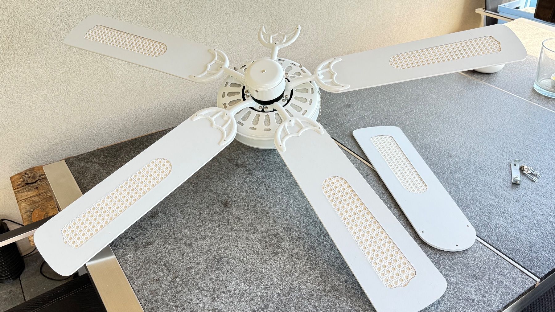 Ventilatoren: Deckenventilator weiss 5 Flügel gebraucht – Gebraucht aus Allschwil von Spice6 1