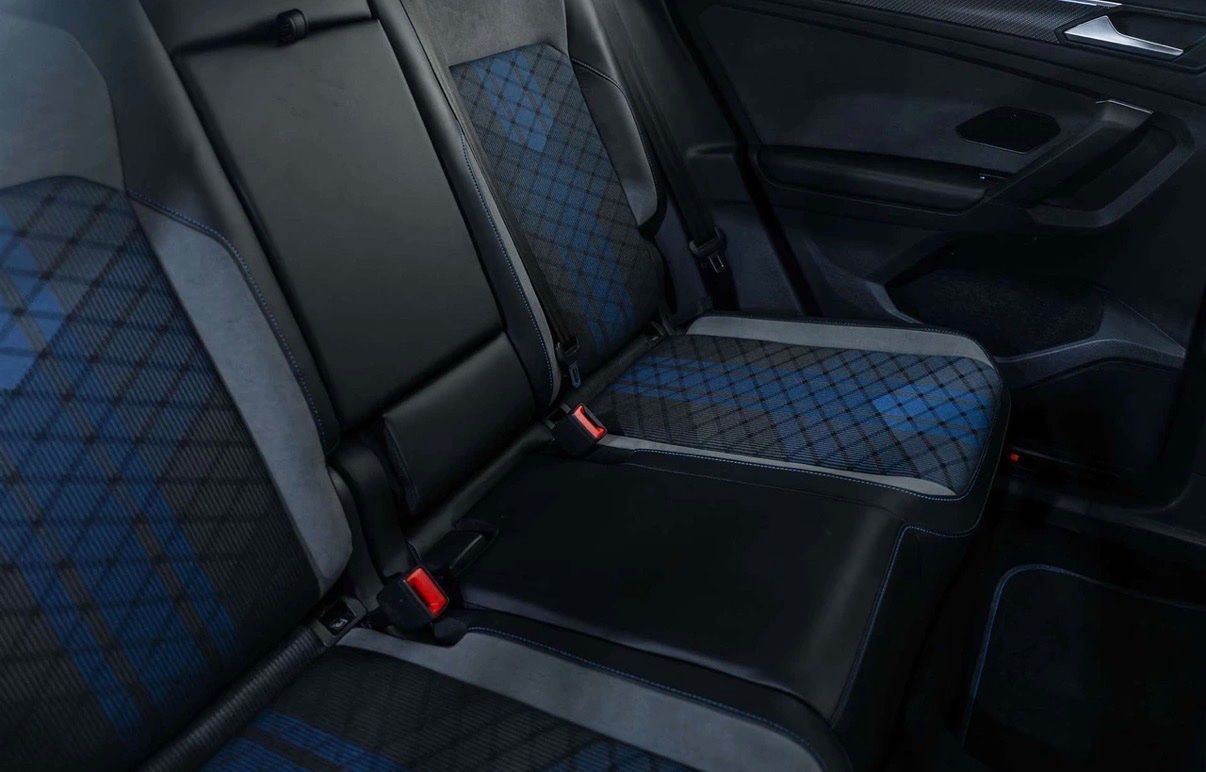 VW Automobili: VW Tiguan 2.0TSI R 4Motion DSG – Usato da Jona venduto da Dearr 8