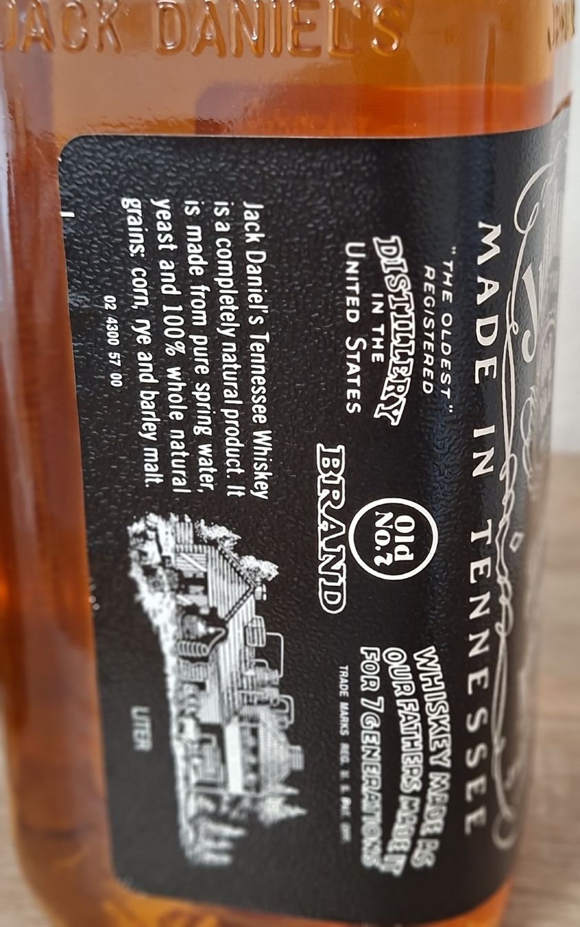 Jack Daniels Bevande alcoliche: Jack Daniel's Old No. 7 Whiskey 1 Liter mit Box – Nuovo (secondo la descrizione) da Affoltern am Albis venduto da Ab_1.- 2