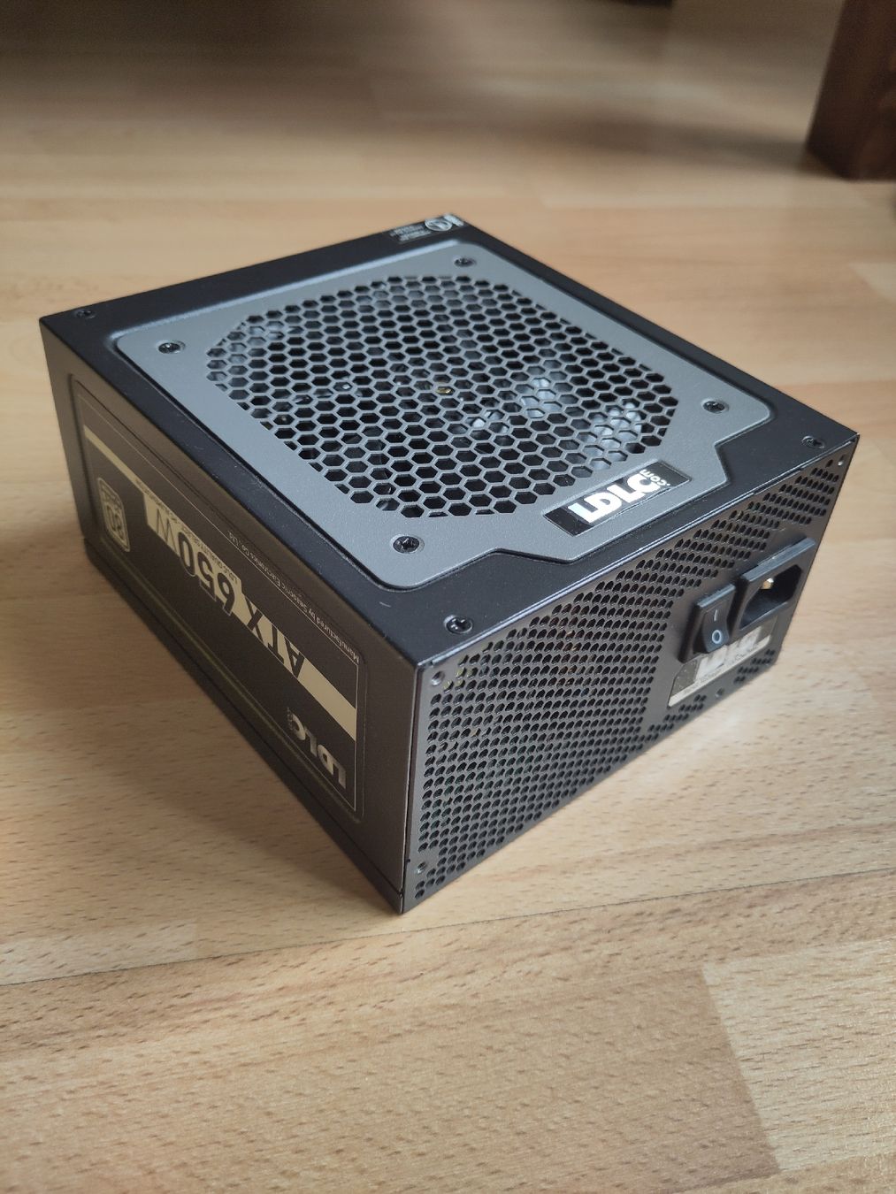 Seasonic Componenti elettronici: power supply ATX XT-650P – Usato da Zürich venduto da Saf12 1