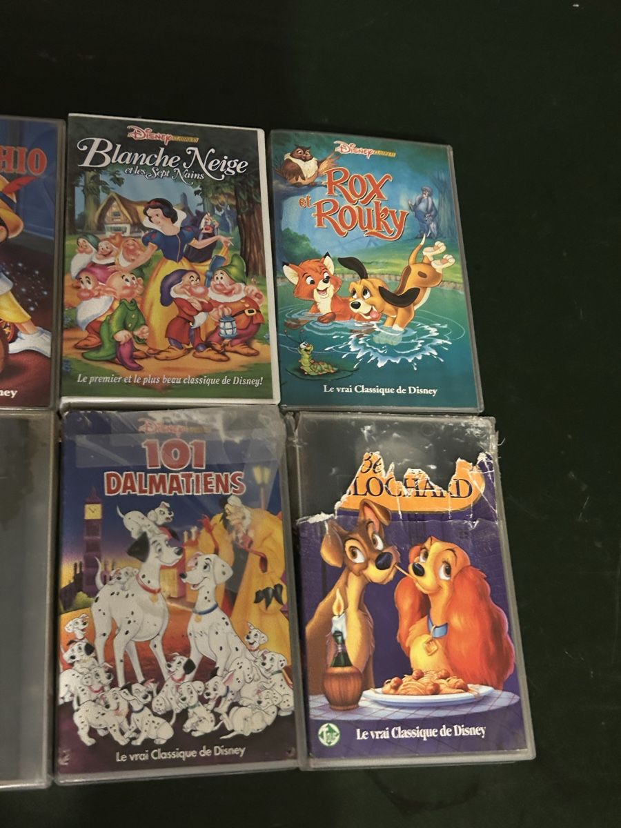 Tutti i VHS: VHS Disney lot de 8 cassettes – Usato da Thierrens venduto da Bigla 5