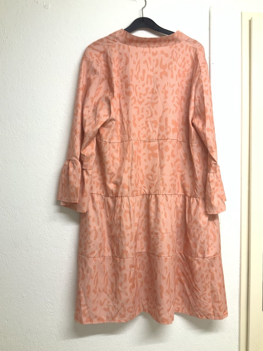 Kleider: Kleid mit Leo Muster Grösse XL neu – Neu (gemäss Beschreibung) aus Wallisellen von AS.TZ. 3