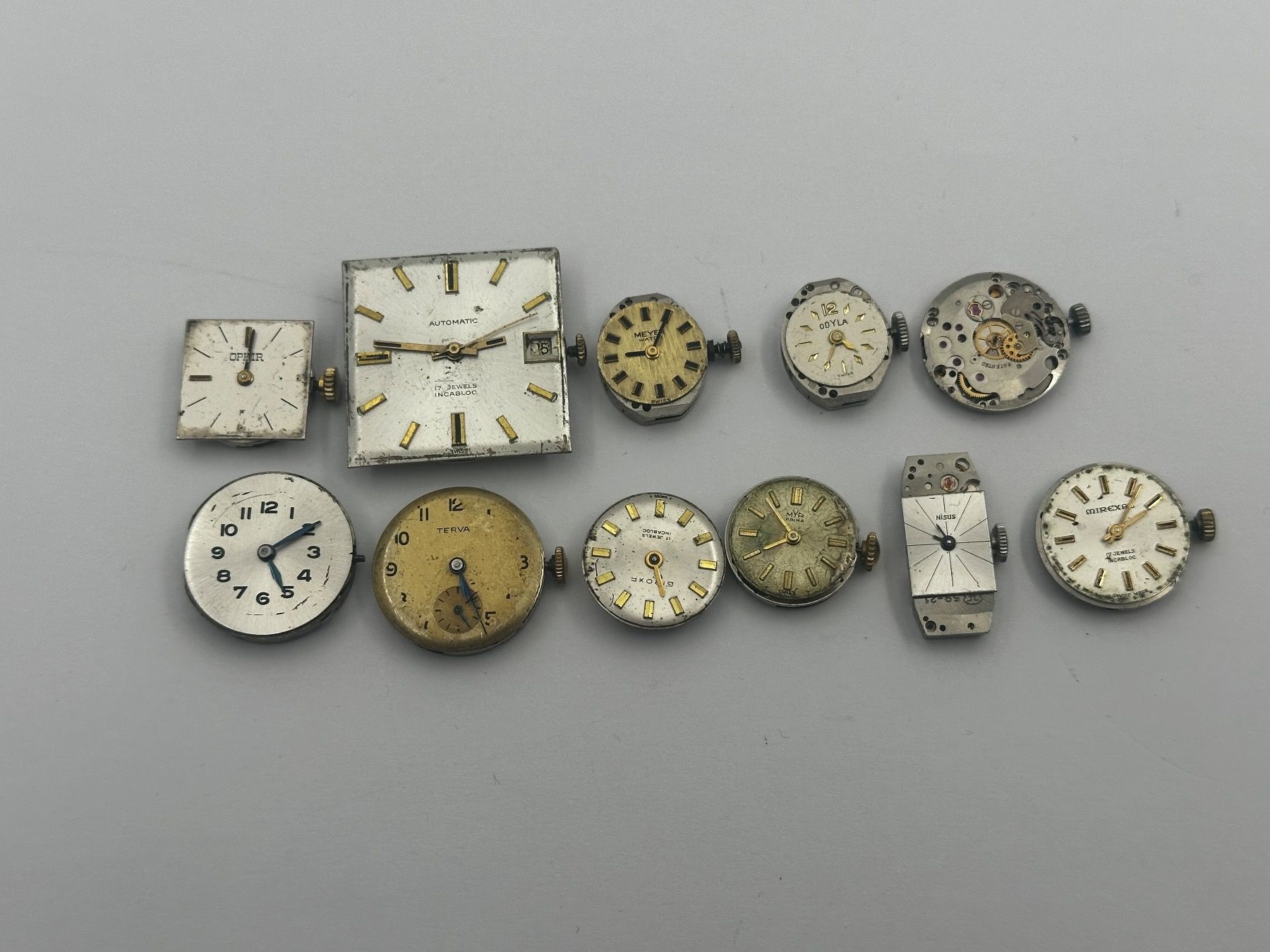 Uhren: Armbanduhr Werke Konvolut – Gebraucht aus Brüttisellen von AlphaOmega05