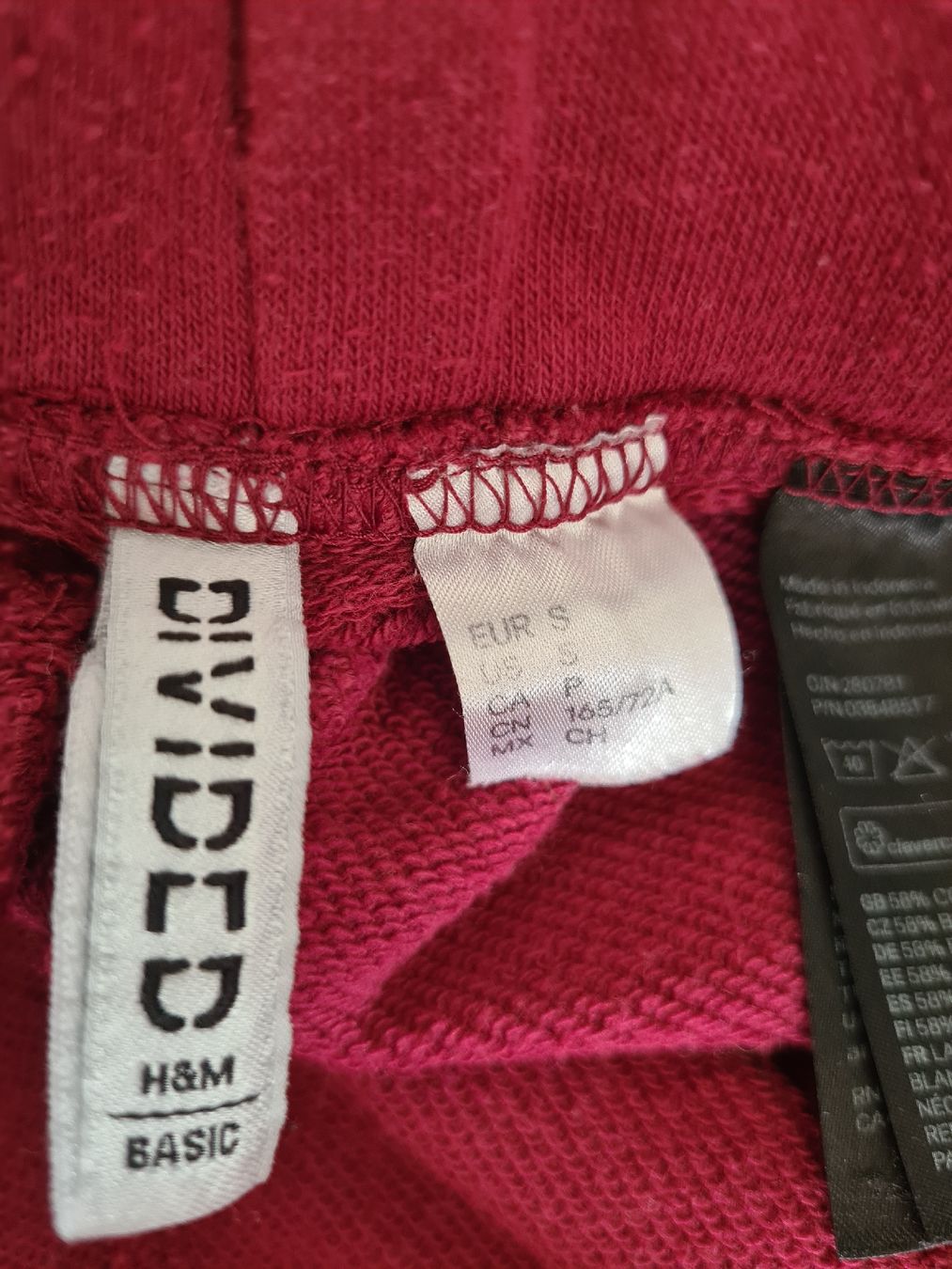 H&M Pantaloni: H&M Divided Retro Shorts, bordeaux-rot, Gr.S, – Usato da KRIENS venduto da Franzy_Blond10 2