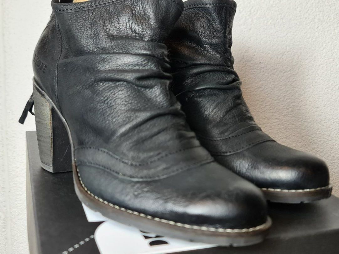 Scarpe da donna: Dkode Leder Stiefeletten Lp:149fr Gr 39 – Nuovo e nell'imballaggio originale da Uerkheim venduto da Justi.y
