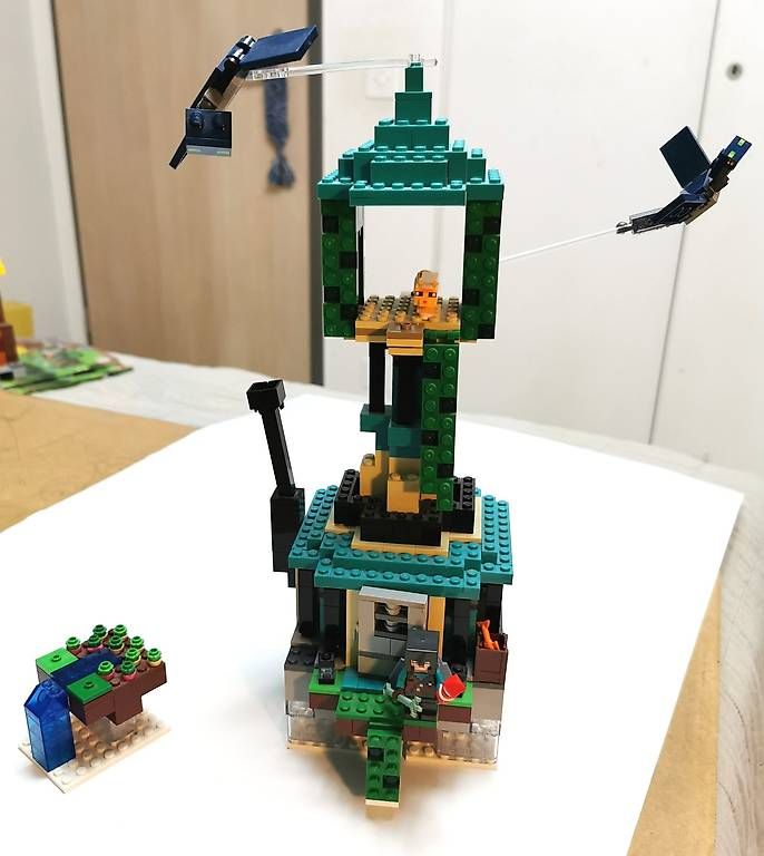 Lego Baukästen: Lego Minecraft 21173 – Gebraucht aus Golino von emi_6l62 2