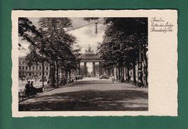BERLIN - Unter den Linden - Brandenburger Tor
