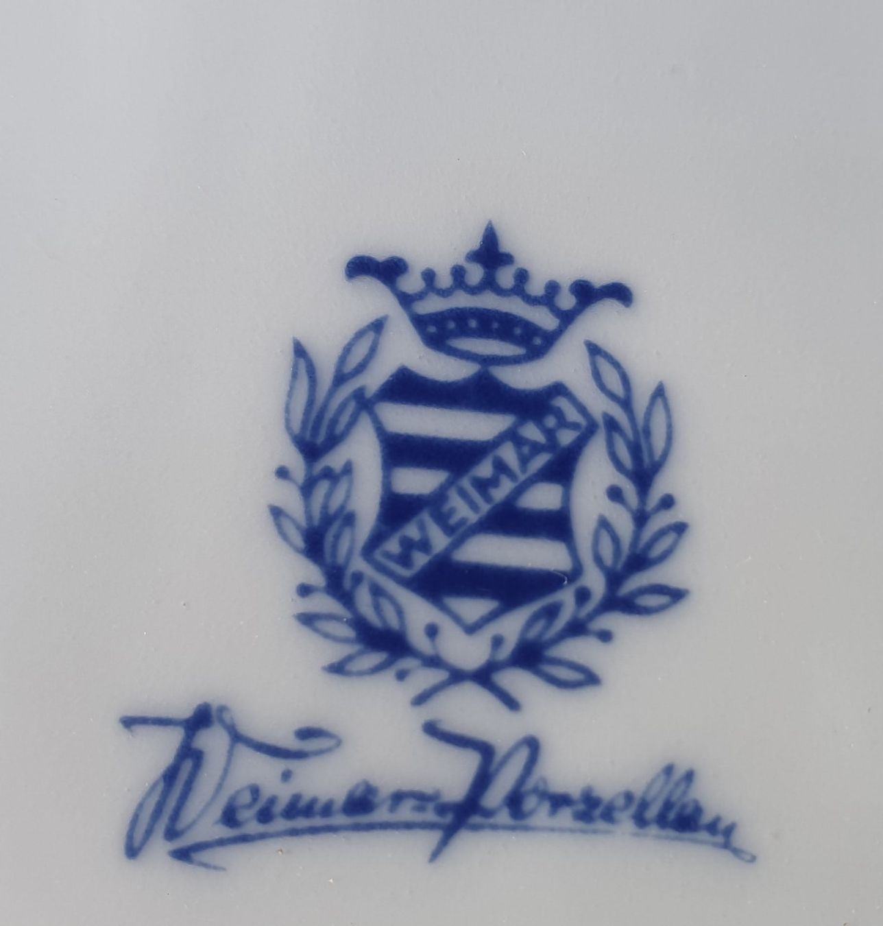 Servierplatten: Weimar :Plat à gâteau/ Kuchenplatte/ Piatto per torta – Gebraucht aus Fribourg von SD1910 8