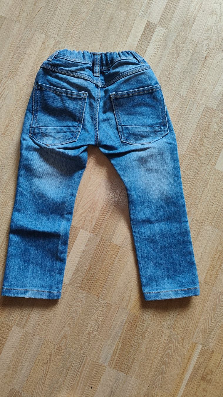 Pantalons: Jeans  (Gr. 98 / 2-3 years) – D'occasion à Wädenswil par adelimmat 3